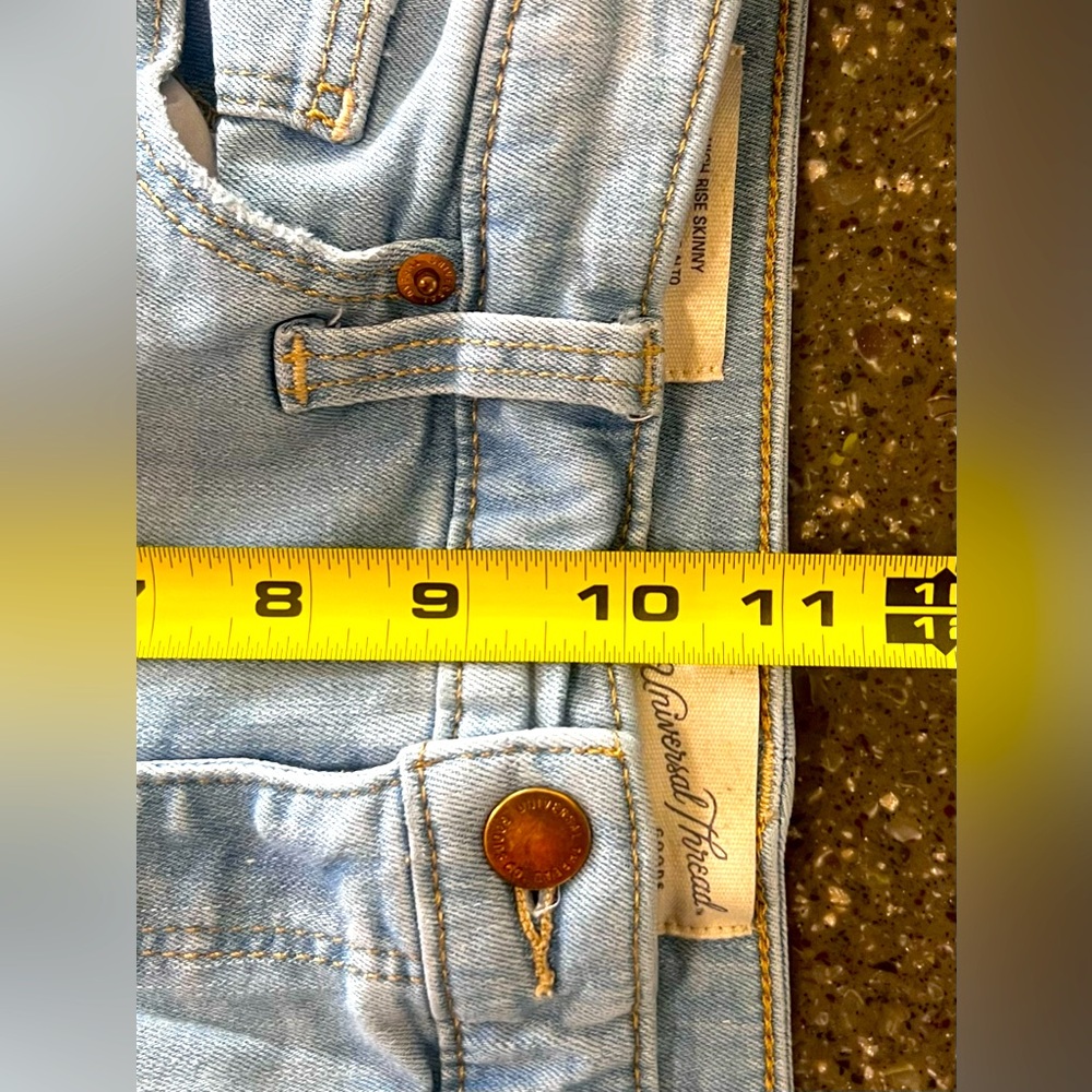 Universal Thread Medium Wash High Rise Skinny Jeans | Denim | Classic - Picture 10 of 11